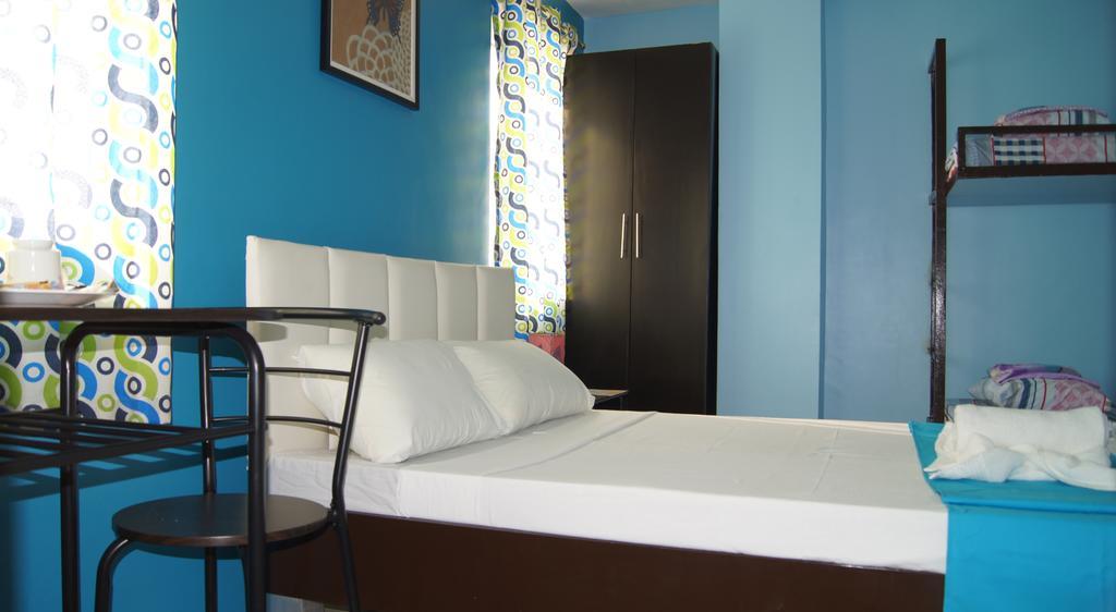 Staylite Tagbilaran City Room photo